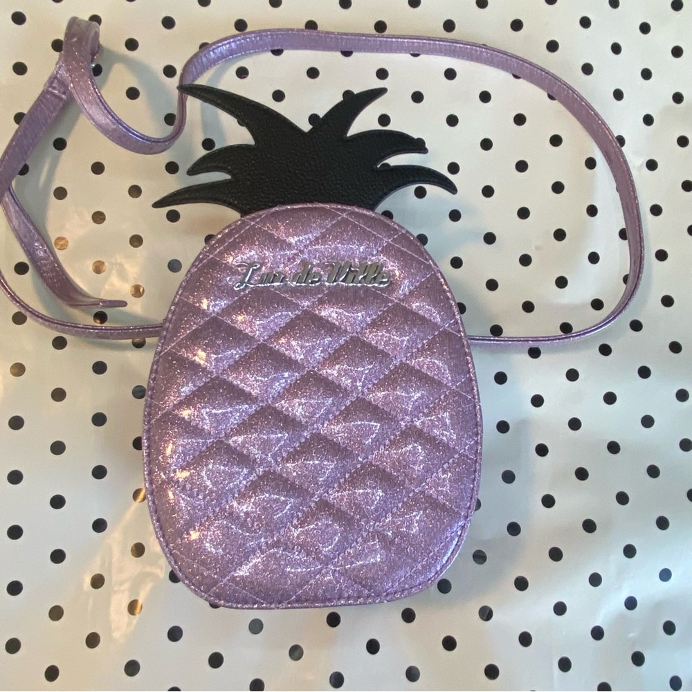 Lilac Lux De Ville Pineapple Purse NEVER WORN